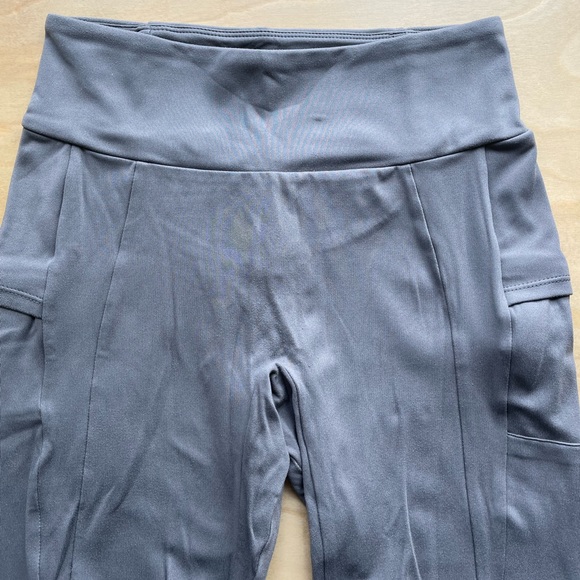Gymshark grey non stop leggings - Picture 3 of 4